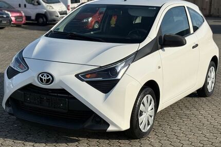 Toyota Aygo (X) 75.809 km 7.799 &euro; Ribnitz-Damgarten 18311