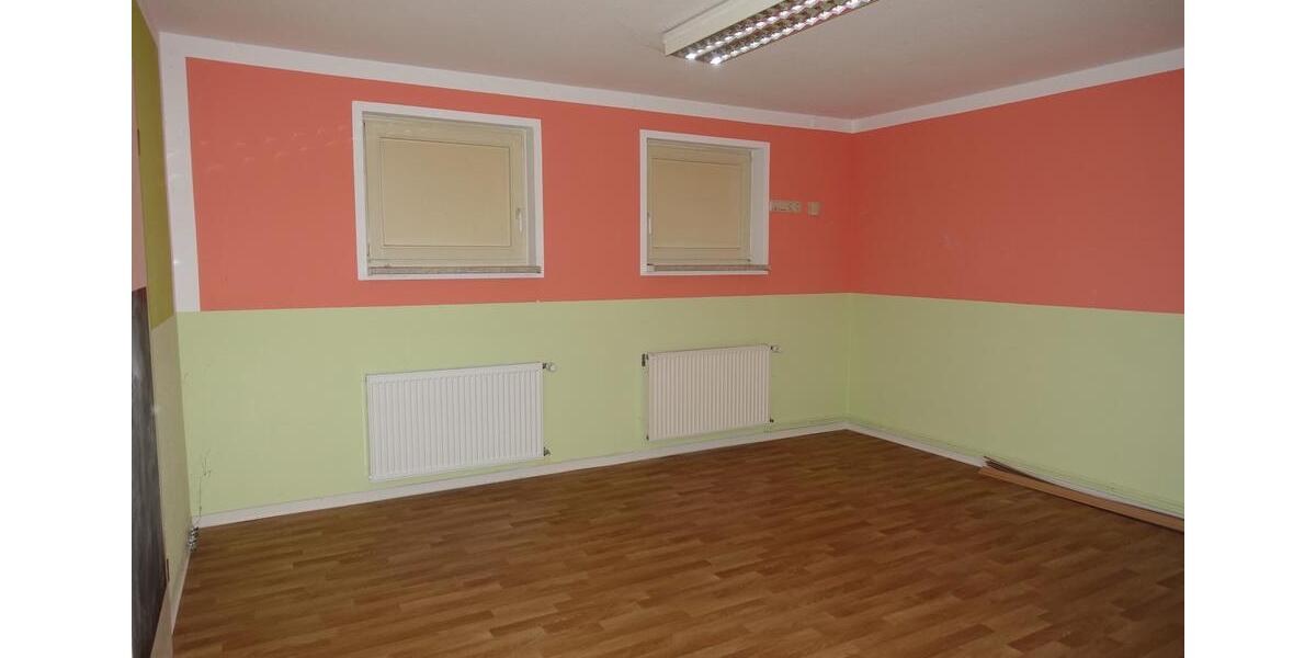 Büro- Praxisfläche zimmer