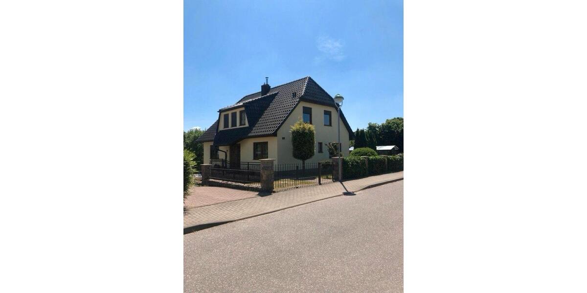 Einfamilienhaus Broderstorf - 7 Zimmer, 160 m&sup2;, 850.000&euro; | Angebot:25930856