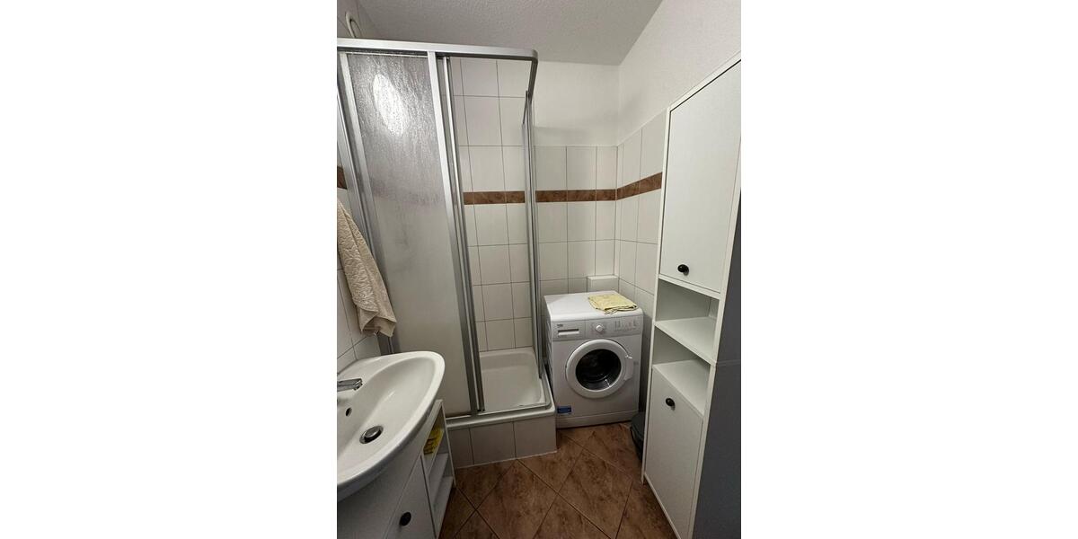 Etagenwohnung Rostock Gehlsdorf - 3 Zimmer, 70 m&sup2;, 100&euro; | Angebot:25806564