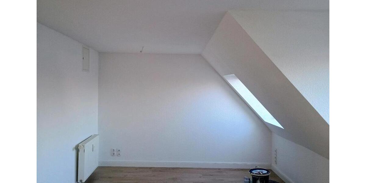 Dachgeschoßwohnung Rostock Hansaviertel - 2 Zimmer, 50 m&sup2;, 860&euro; | Angebot:25906083