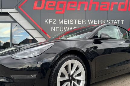 Tesla Model 3 101.901 km 26.990 € Mönchhagen 18182