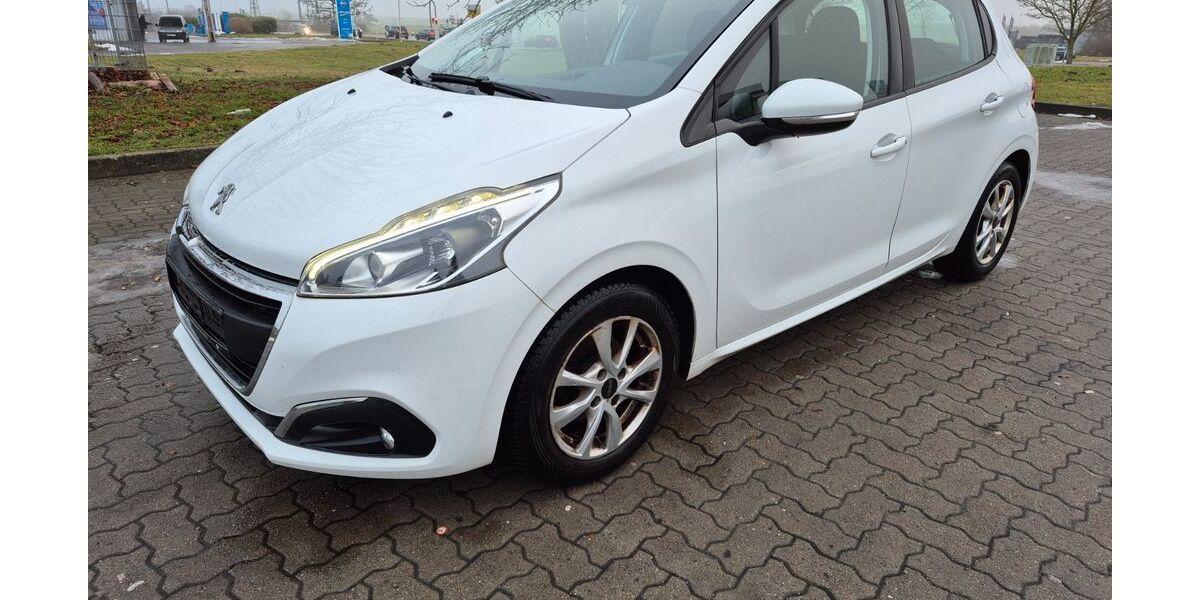 Peugeot 208 134.000 km 4.550 &euro; Ribnitz-Damgarten 18311