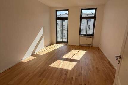 Wohnung Rostock Hansaviertel - 2 Zimmer, 64 m&sup2;, 960&euro; | Angebot:27091144