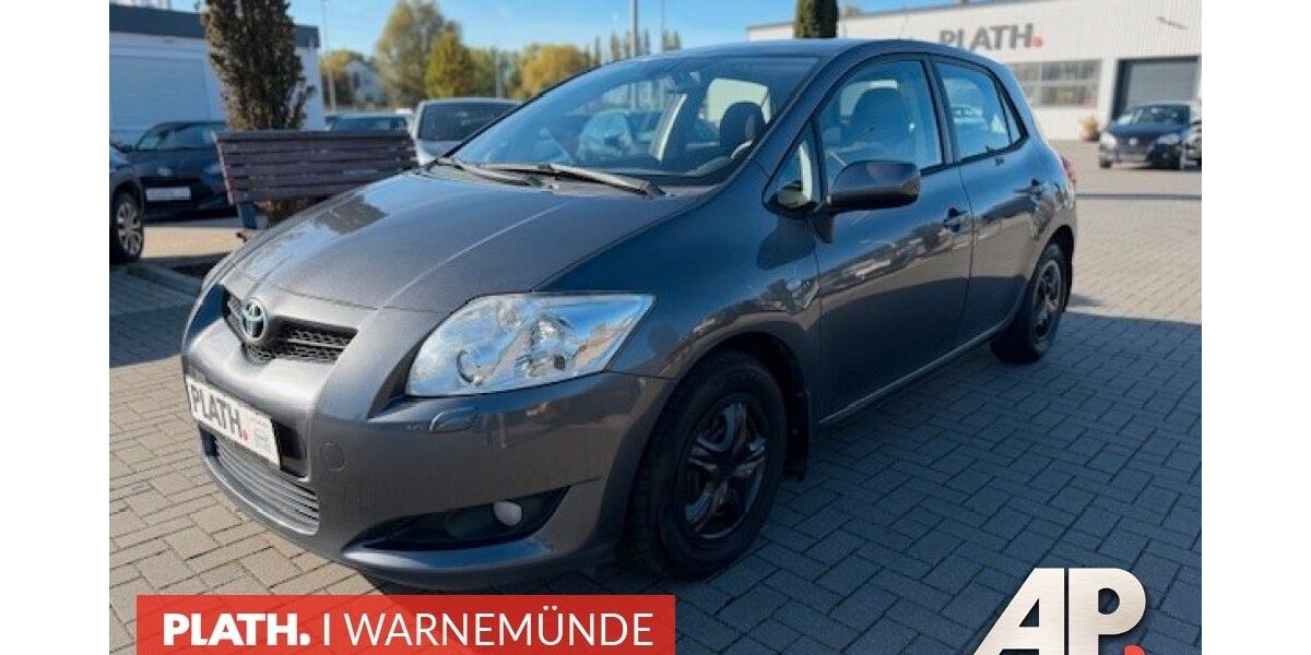 Toyota Auris 171.823 km 4.490 &euro; Rostock-Warnemünde 18119