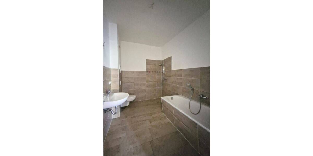 Etagenwohnung Ribnitz-Damgarten Damgarten - 3 Zimmer, 90 m&sup2;, 750&euro; | Angebot:26879640