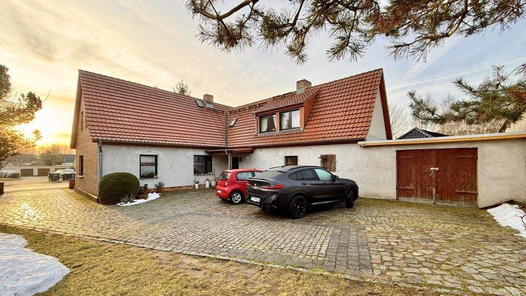 Einfamilienhaus Bentwisch - 6 Zimmer, 180 m&sup2;, 599.000&euro; | Angebot:25732579
