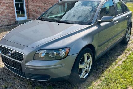 Volvo S40 162.320 km 3.990 &euro; Bargeshagen 18211