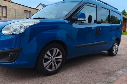 Opel Combo 93.600 km 12.999 &euro; Broderstorf 18184