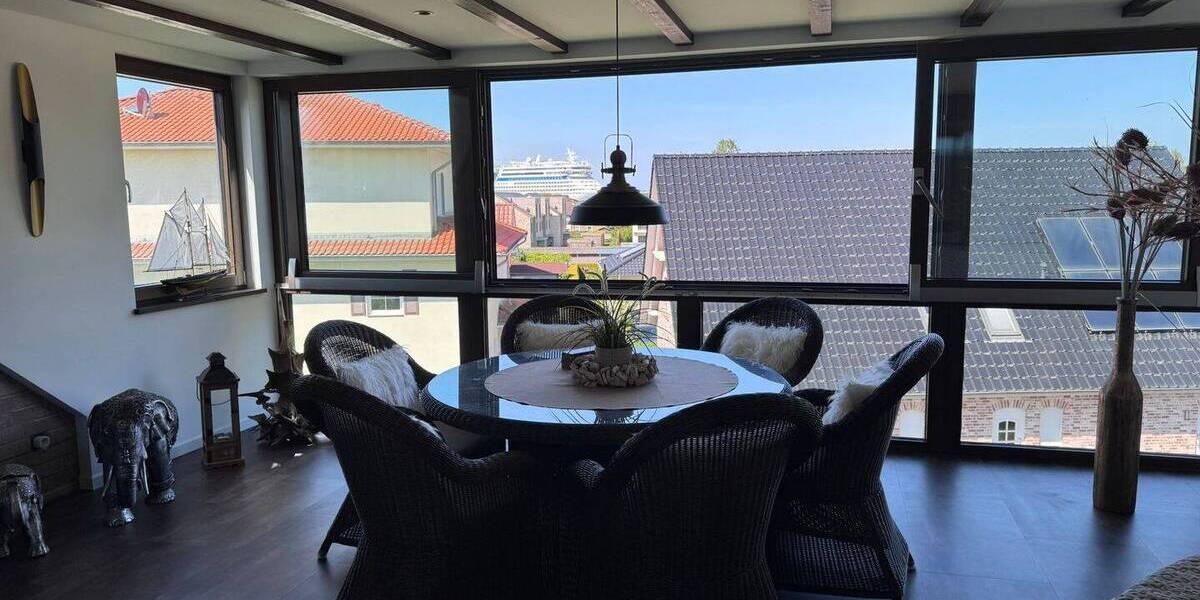 Etagenwohnung Rostock Hohe Düne - 5 Zimmer, 210 m&sup2;, 3.360&euro; | Angebot:26778324