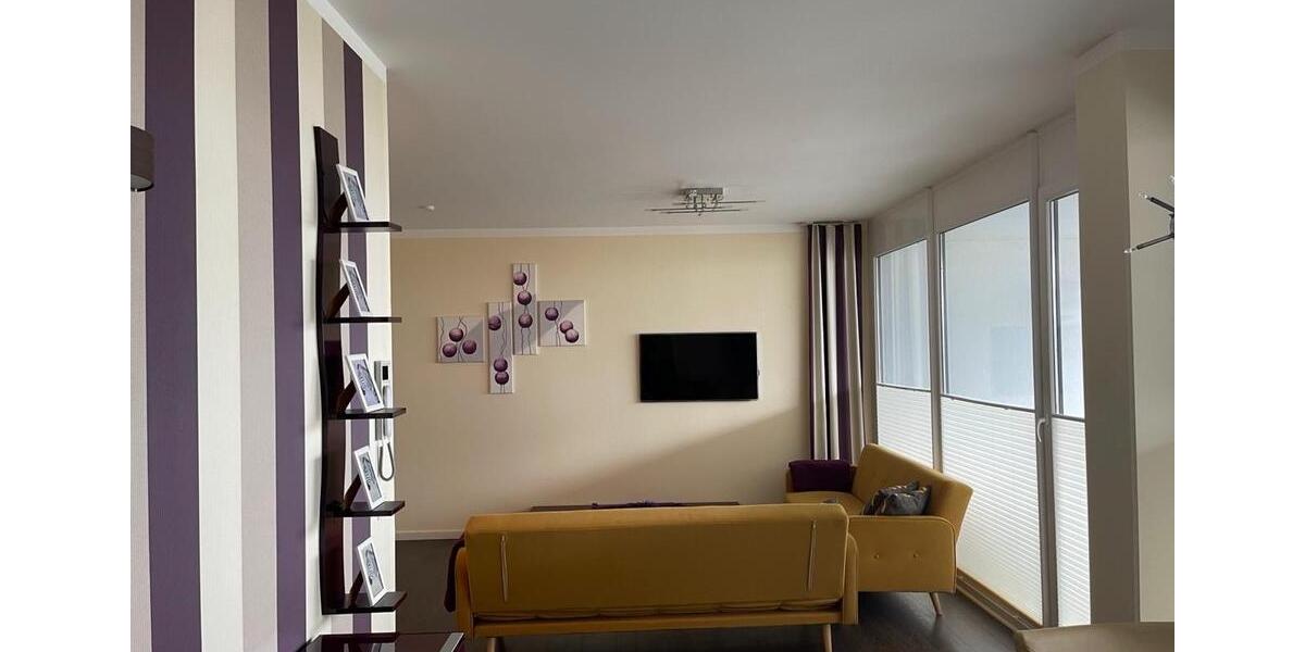 Etagenwohnung Rostock Hansaviertel - 2 Zimmer, 75 m&sup2;, 1.500&euro; | Angebot:25808053