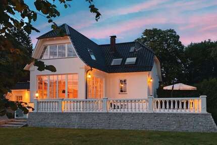 Haus zum Kaufen in Rostock 899.000 € 216 m²