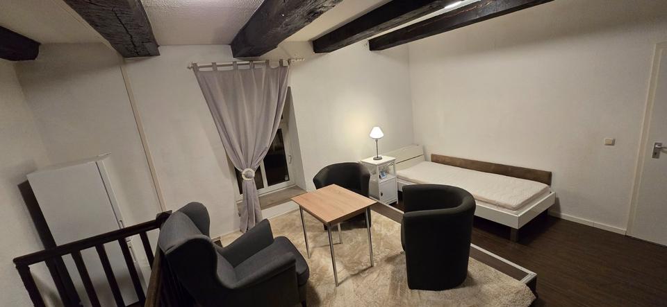 Etagenwohnung Rostock Gehlsdorf - 6 Zimmer, 67 m&sup2;, 27&euro; | Angebot:24562797