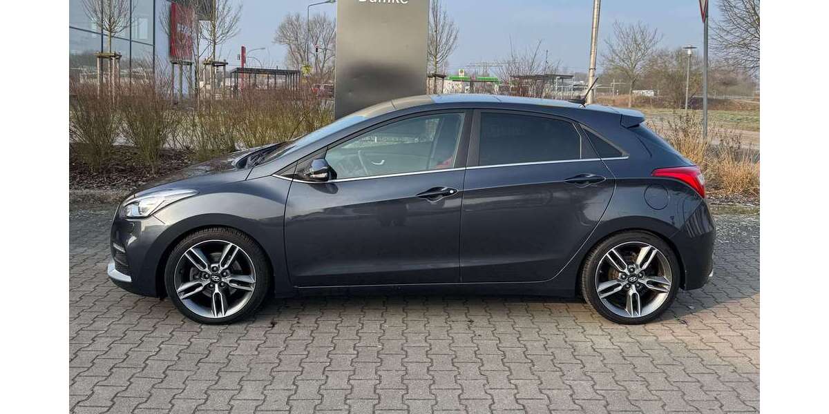 Hyundai i30 104.335 km 11.800 &euro; Laage/Ot Kronskamp 18299