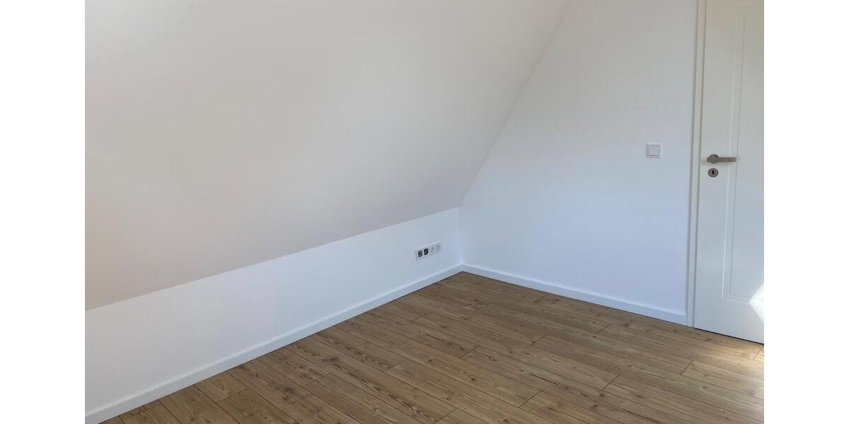 Maisonettenwohnung Rostock Groß-Klein - 4 Zimmer, 90 m&sup2;, 1.200&euro; | Angebot:25056234