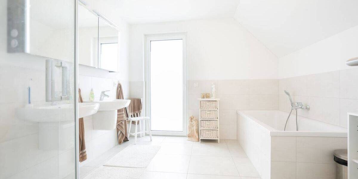 Einfamilienhaus Bad Doberan - 5 Zimmer, 167 m&sup2;, 2.000&euro; | Angebot:26433557
