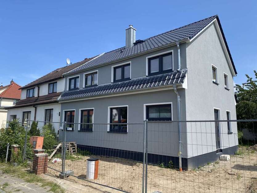 Haus zum Mieten in Rostock 2.490 € 131.47 m²