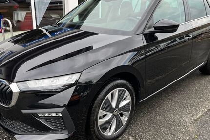 Skoda Scala 17.008 km 21.990 € Tessin 18195