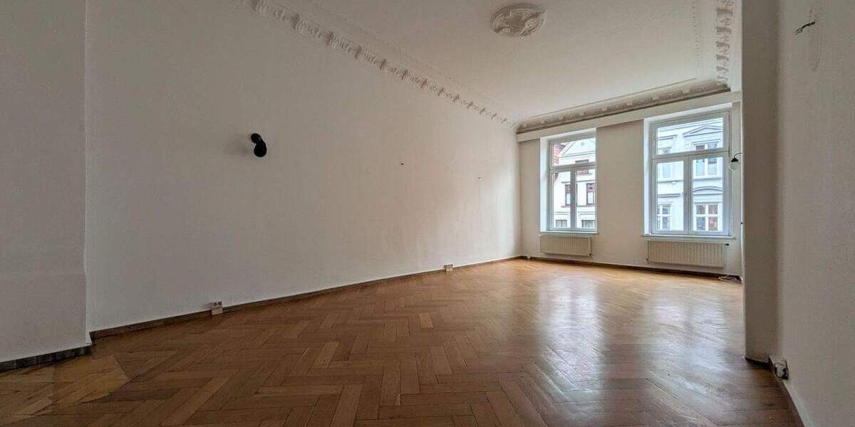 Etagenwohnung Rostock Stadtmitte - 3 Zimmer, 104 m&sup2;, 830&euro; | Angebot:25689030