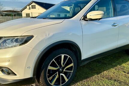 Nissan X-Trail 150.048 km 10.900 &euro; Rostock 18147