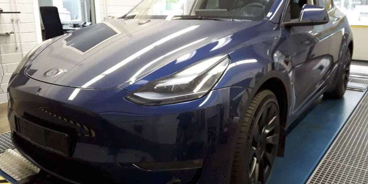 Tesla Model Y 48.643 km 35.990 € Mönchhagen 18182