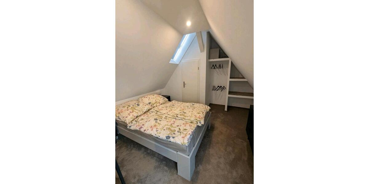 Dachgeschoßwohnung Papendorf - 1 Zimmer, 39 m&sup2;, 990&euro; | Angebot:27693856