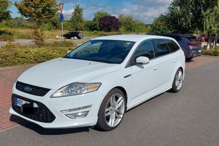 Ford Mondeo 246.000 km 5.000 € Rostock 18057