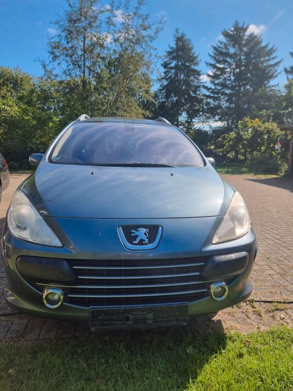 Peugeot 307 276.000 km 1.190 € Zarnewanz 18195