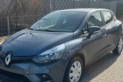 Renault Clio 144.000 km 5.880 &euro; Rostock 18107