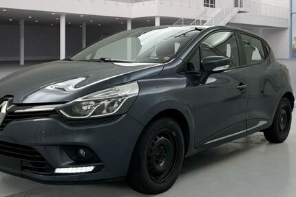 Renault Clio 98.029 km 11.390 &euro; Rostock 18059