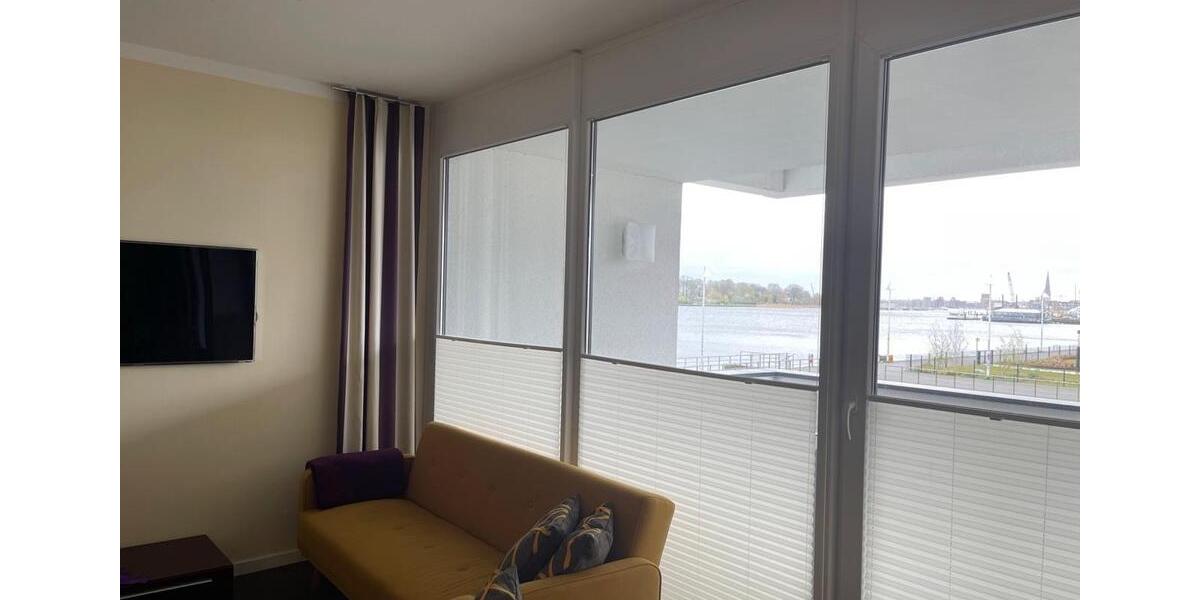 Etagenwohnung Rostock Hansaviertel - 2 Zimmer, 75 m&sup2;, 1.500&euro; | Angebot:25808053