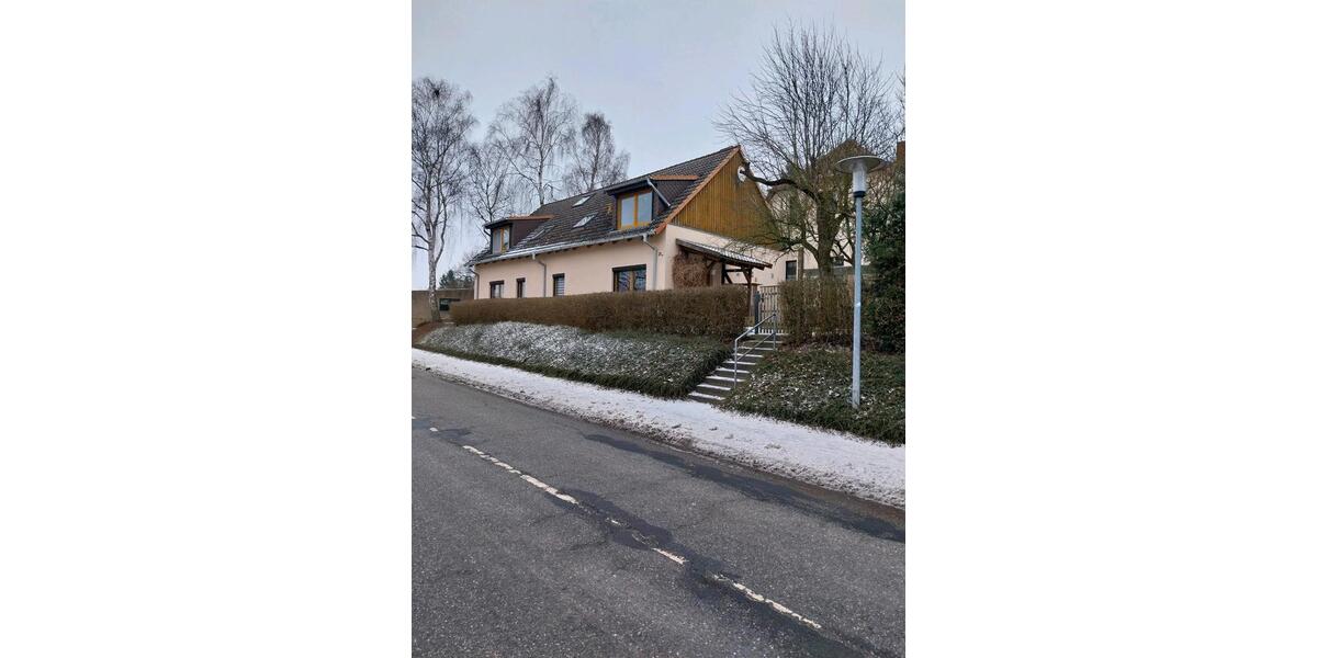 Einfamilienhaus Bützow - 3 Zimmer, 200 m&sup2;, 290.000&euro; | Angebot:24741585