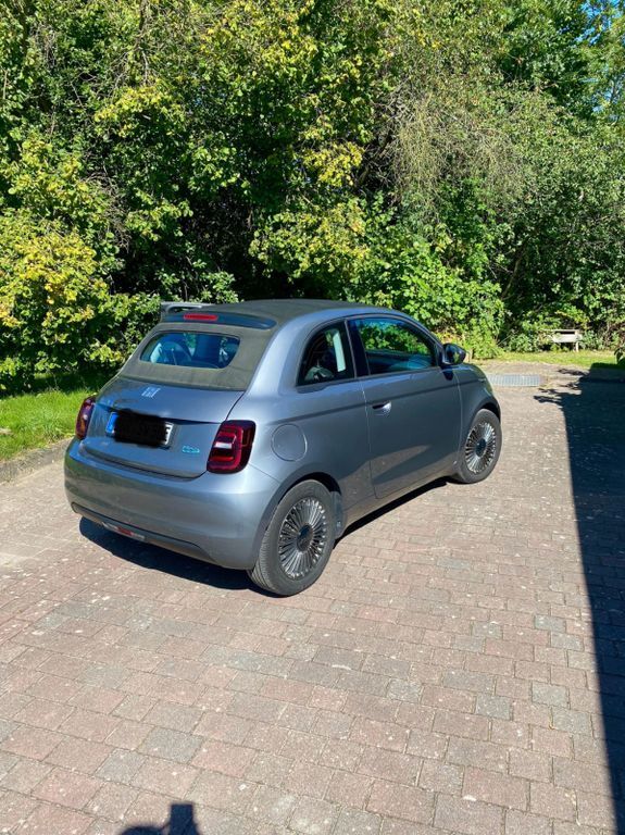 Fiat 500e 21.500 km 17.900 € Rostock 18069