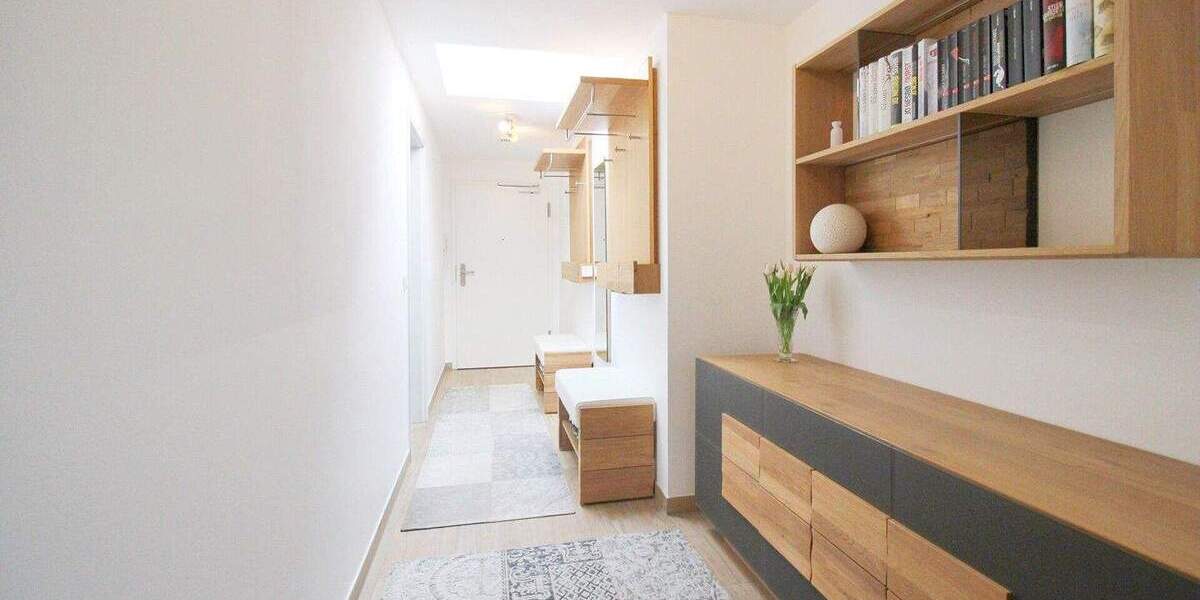 Etagenwohnung Rostock Südstadt - 4 Zimmer, 106 m&sup2;, 475.000&euro; | Angebot:25801722