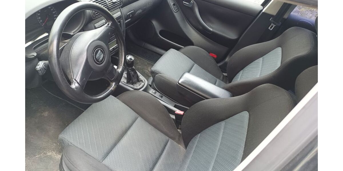 Seat Leon 400.000 km 999 &euro; Rostock 18107