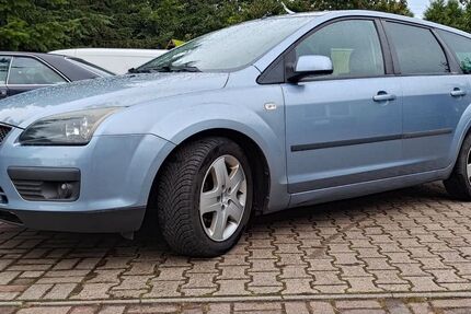 Ford Focus 295.000 km 1.999 € Göllin 18246
