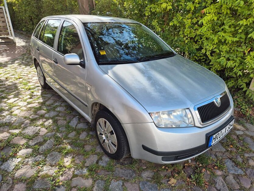 Skoda Fabia 71.500 km 2.990 € Rostock 18055