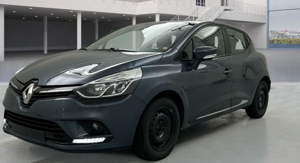 Renault Clio 98.029 km 11.390 € Rostock 18059
