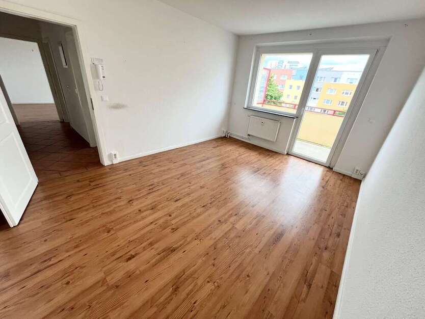 Wohnung zum Mieten in Rostock 520 € 52 m²