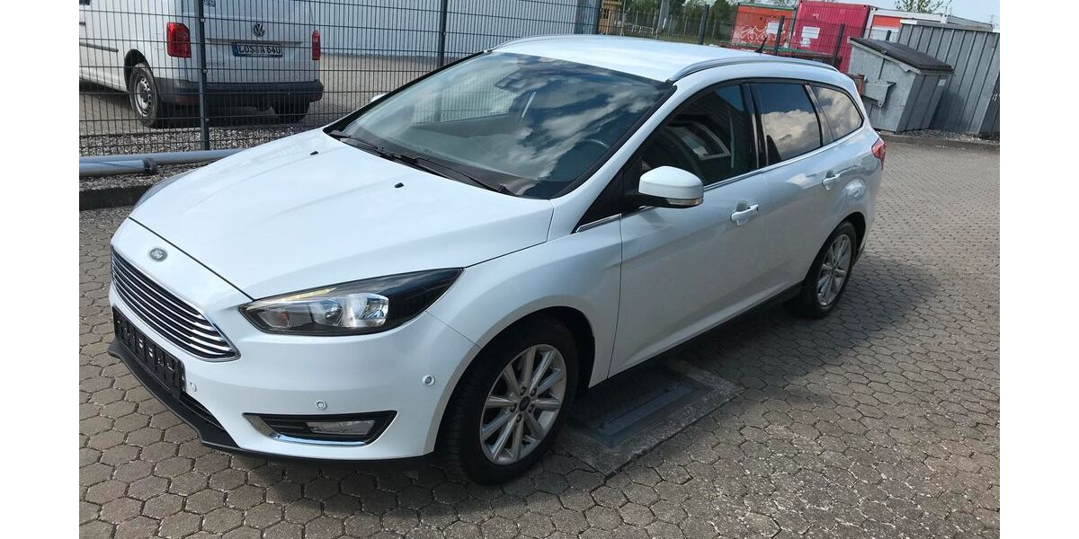 Ford Focus 124.500 km 8.589 &euro; Broderstorf / Rostock 18184