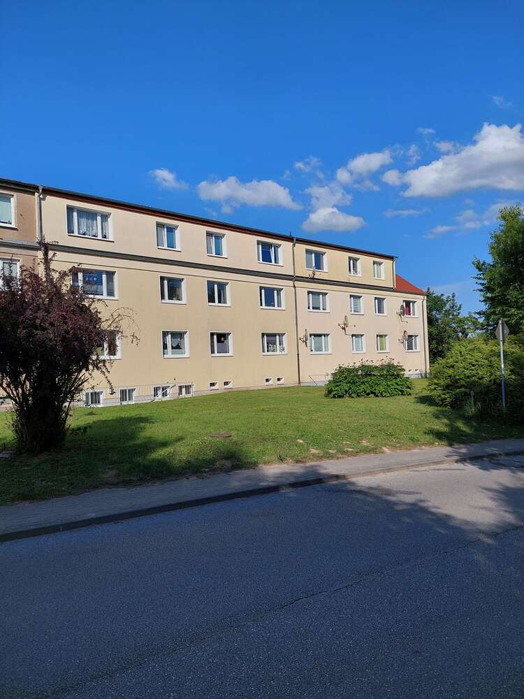 Wohnung zum Kaufen in Papendorf 124.000 € 63.5 m²
