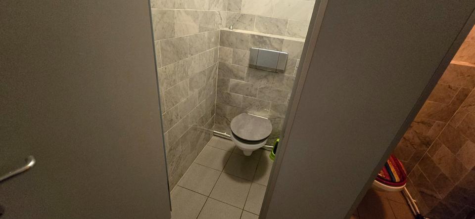 Etagenwohnung Rostock Gehlsdorf - 6 Zimmer, 67 m&sup2;, 27&euro; | Angebot:24562797