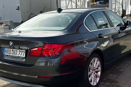 BMW 528 150.000 km 11.900 &euro; Rostock 18106