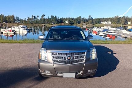Cadillac Escalade 170.645 km 16.900 € Rostock 18146