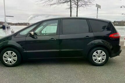 Ford S-Max 145.409 km 9.990 &euro; Rostock 18069