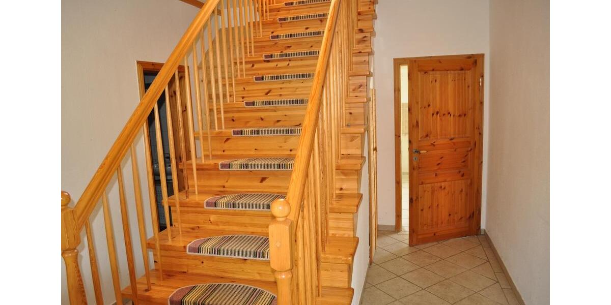 Einfamilienhaus Broderstorf - 10 Zimmer, 255 m&sup2;, 575.000&euro; | Angebot:27194907