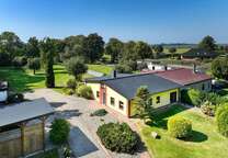 Haus zum Kaufen in Ahrenshagen-Daskow OT Plummendorf 299.000 € 141 m²