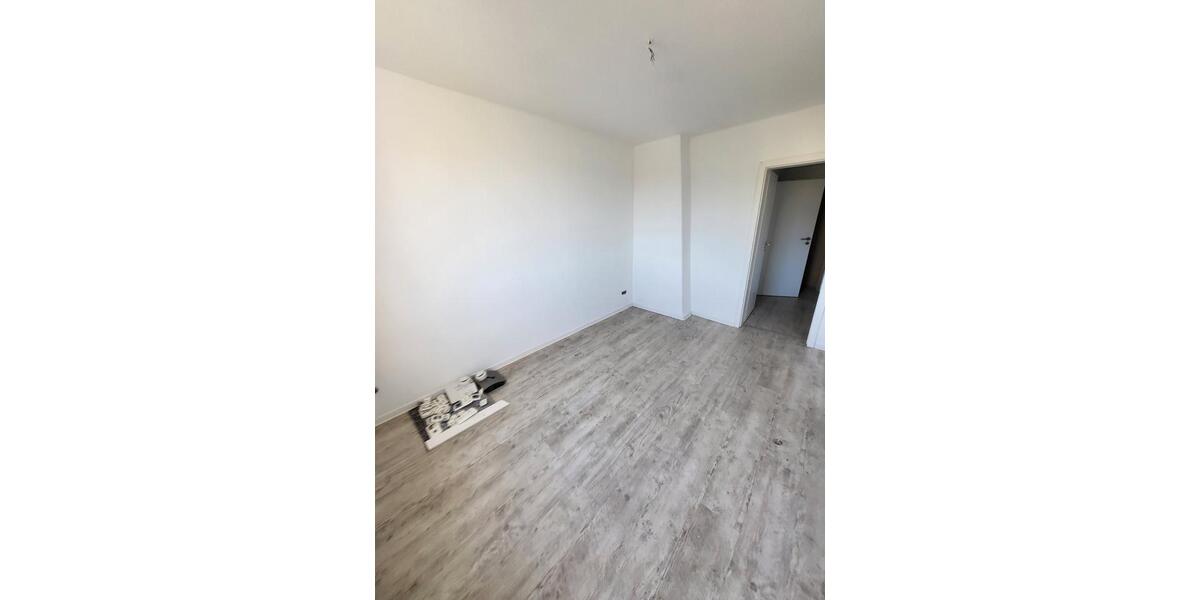 Dachgeschoßwohnung Rostock Hansaviertel - 2 Zimmer, 41 m&sup2;, 450&euro; | Angebot:26635656