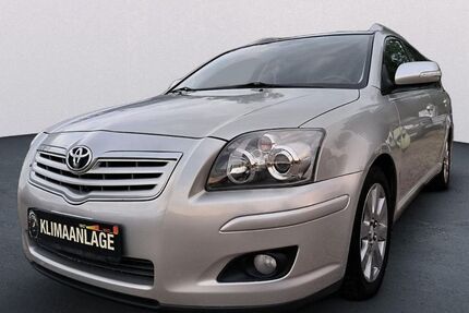 Toyota Avensis 165.050 km 4.499 &euro; Rostock 18069