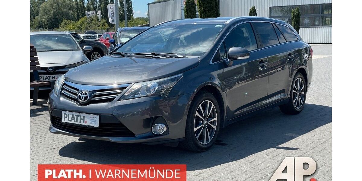 Toyota Avensis 97.720 km 13.990 &euro; Rostock-Warnemünde 18119
